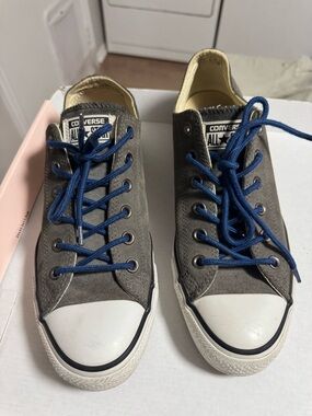 Converse Low Top Sneakers - Gray Canvas with Blue Laces